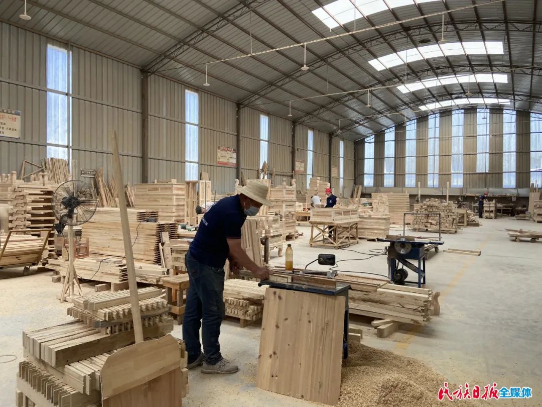 柏居艺藏式家具,柏居艺家居