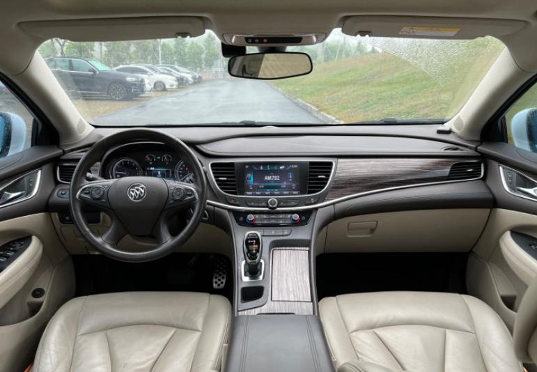 便宜的别克君越,2010年别克君越二手多少钱