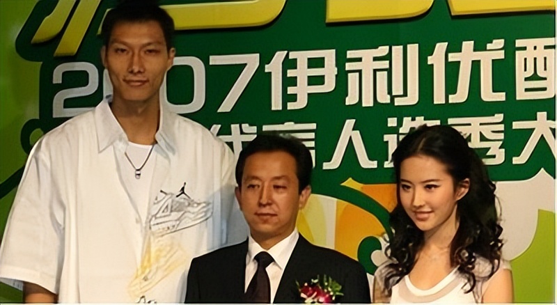 易建联老婆荆灵个人简介,易建联和荆灵爱情故事