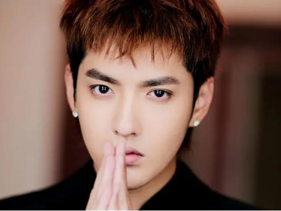 蔡徐坤人设崩塌会影响什么,人生中最黑暗的时刻蔡徐坤