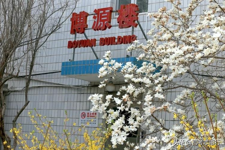 别看这所大学层次不高，高考录取分数很高，考取难度很大