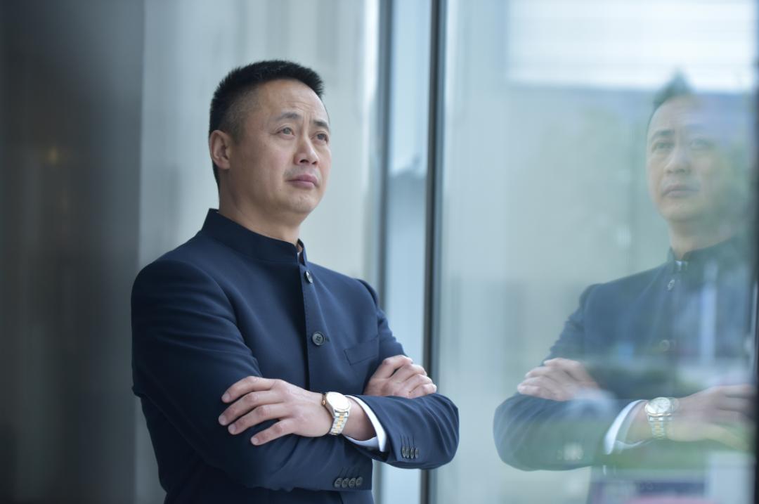 左岸风情董事长刘忠：“双擎”智能制造、品牌全面发力，稳赢终端