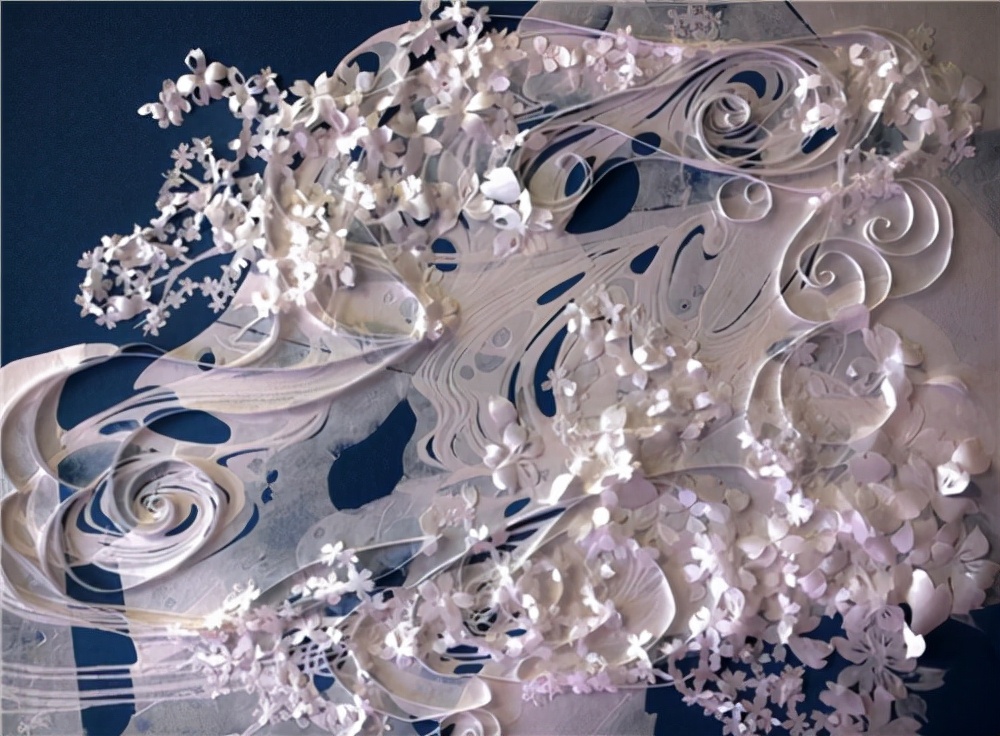 日本妹子把白纸刻成玻璃杯，连水珠都能看见，裸眼3D还能这么玩？