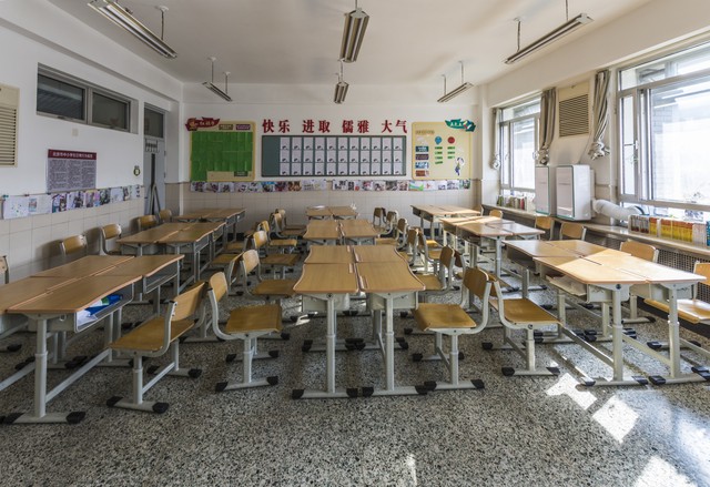 对留守儿童的看法和思考,留守儿童的缺失与寄托