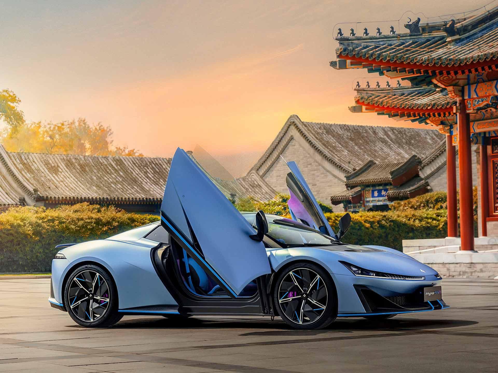 年轻人的第一款车来看看它准没错,年轻人的第一台车哪一款最有逼格