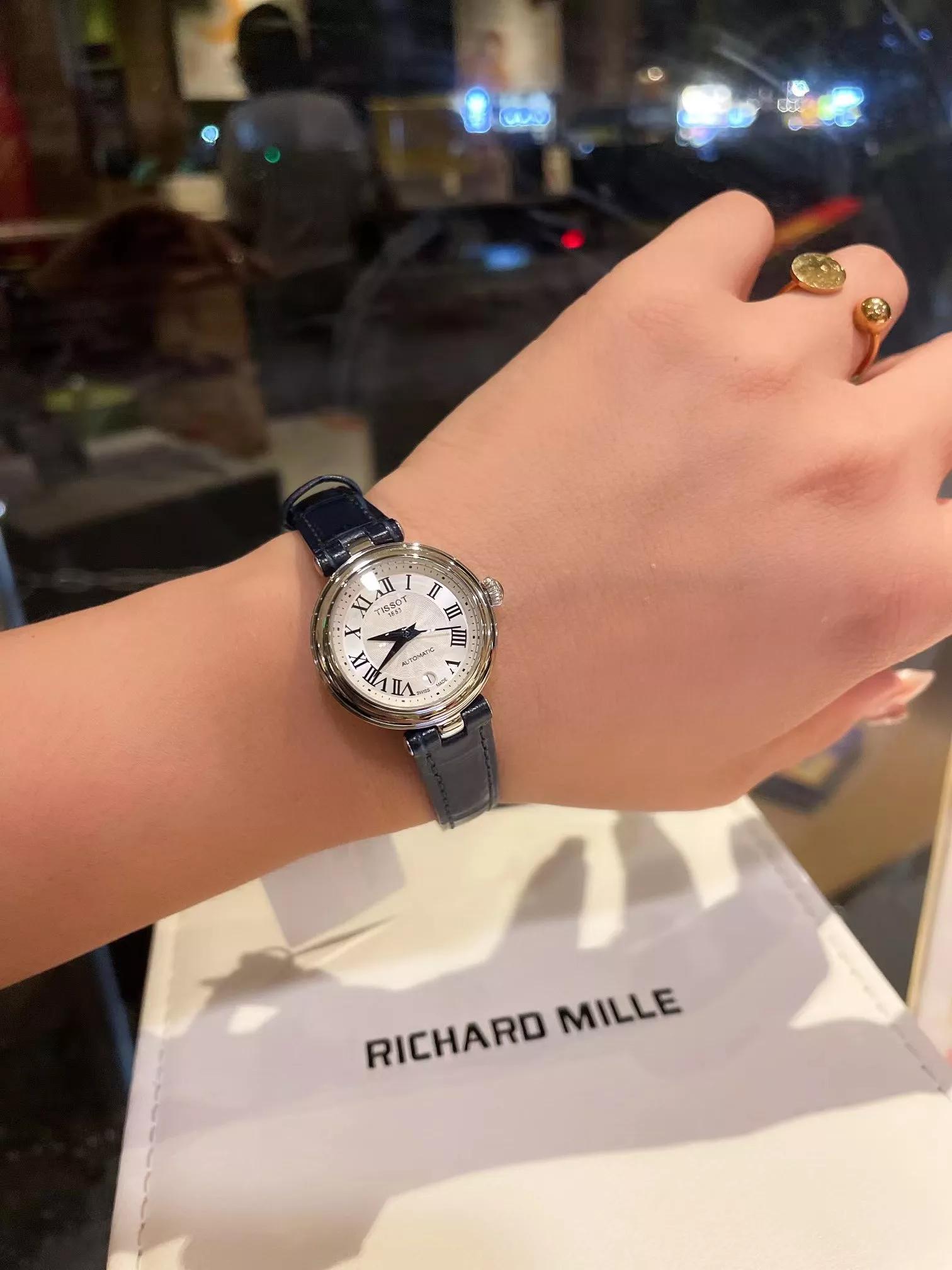 买手表买什么手表最帅 (最便宜的手表100元以下电子手表)