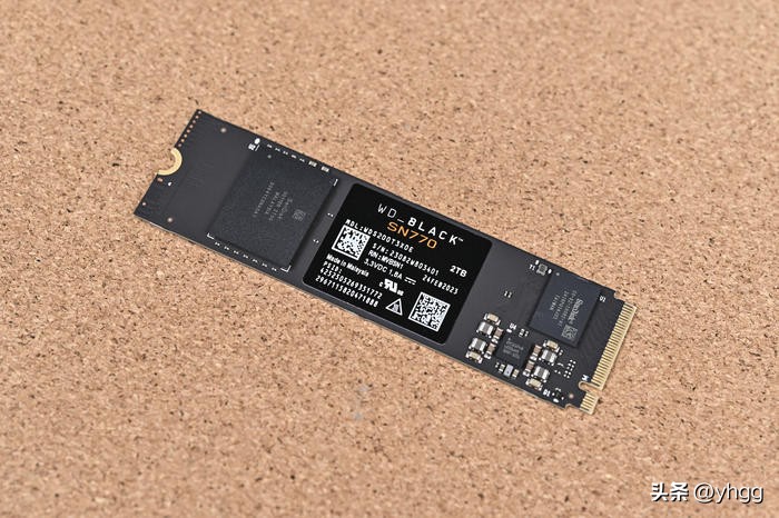 黑金全塔海景房——ROGZ790HERO+4080猛禽+追风者NV7装机展示