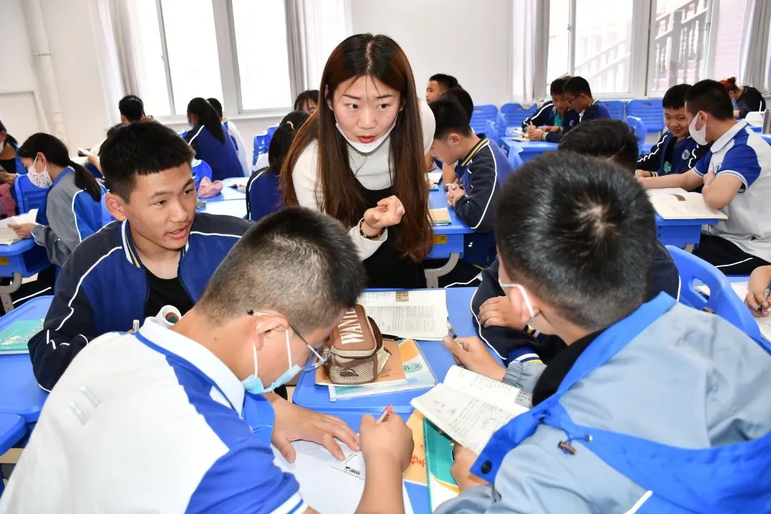 潍坊北海中学举行融入教学的课堂评价暨理解力课程实施首届教学节