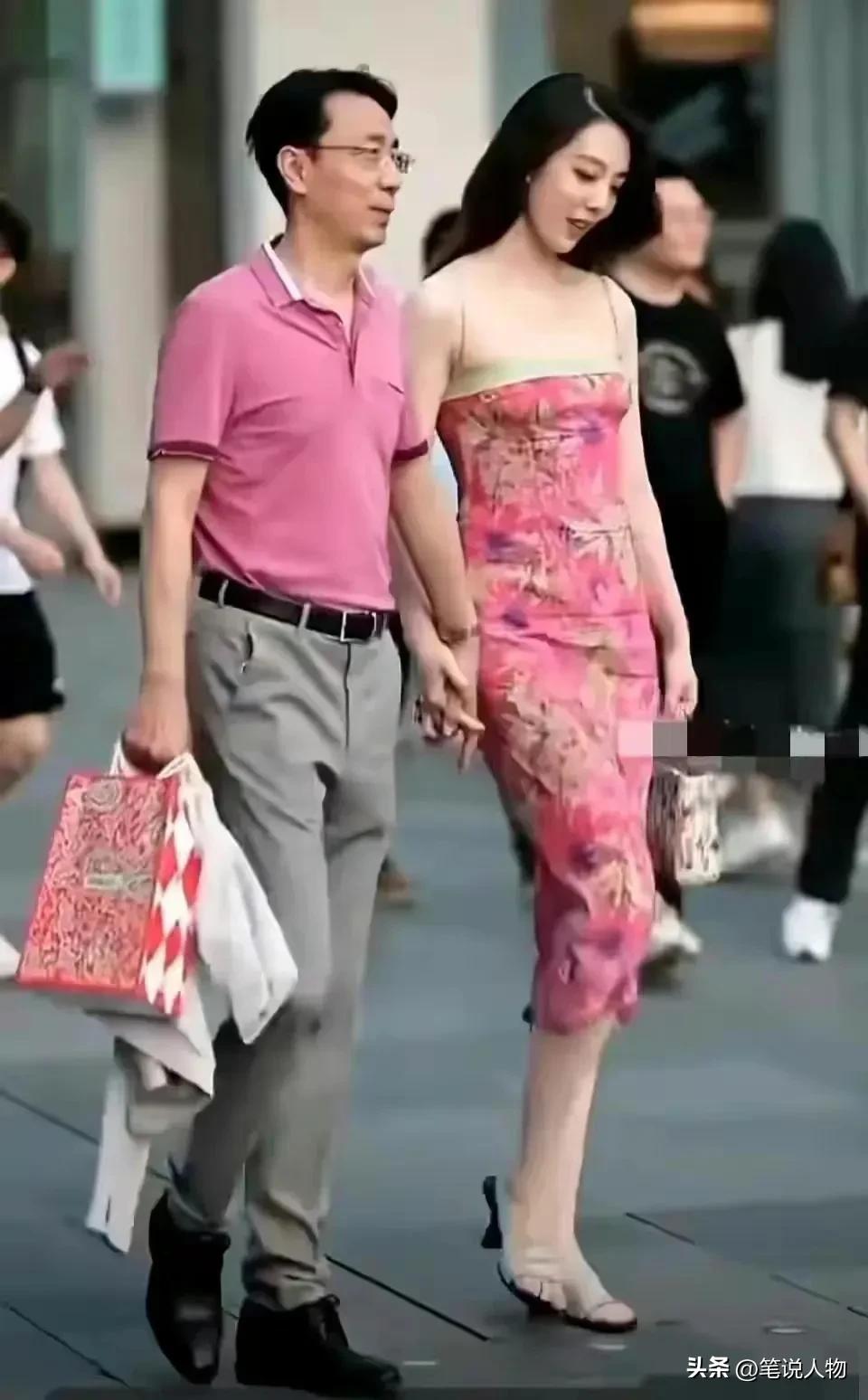 牵手门大反转？中石油股价连续上涨，胡总在成都三个细节预判结局