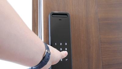 小米人脸识别智能门锁使用体验,小米人脸识别智能锁自动开门