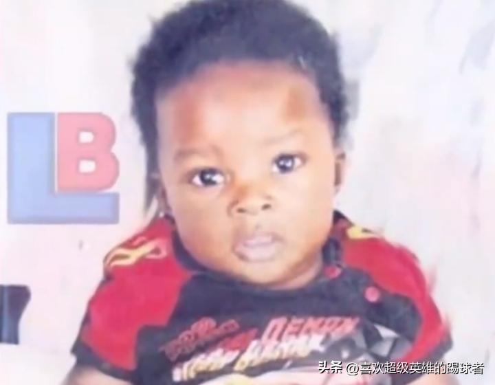 斯特林跑的姿势怎么那么怪呢,斯特林奇葩招式