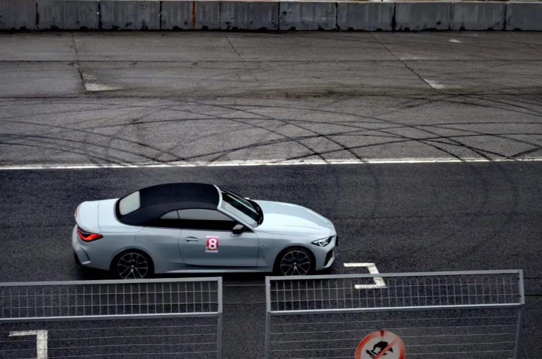 宝马最新4系敞篷,宝马新款4系软顶敞篷