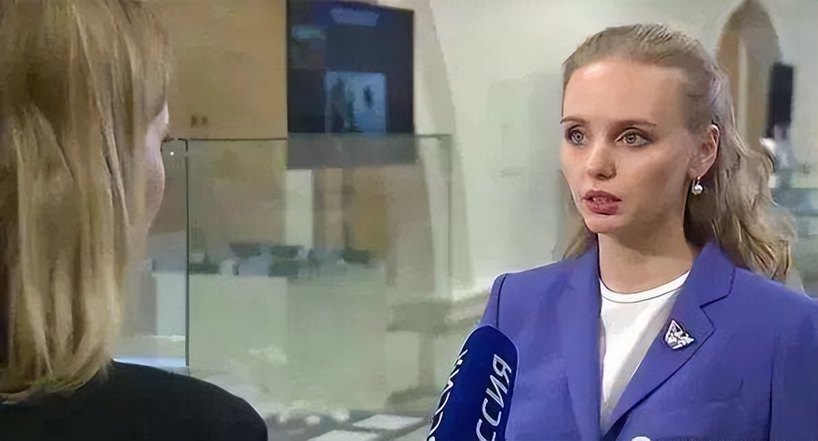 美国宣布制裁普京两个女儿,美国制裁普京的两个女儿