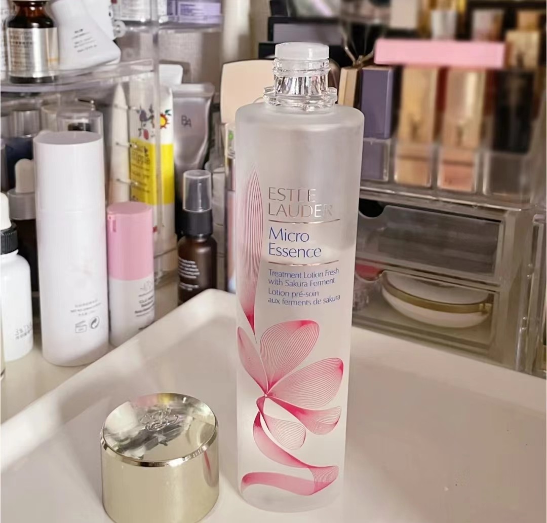 精华水推荐平价学生没有广告大牌,含植物萃取成分最多的大牌精华