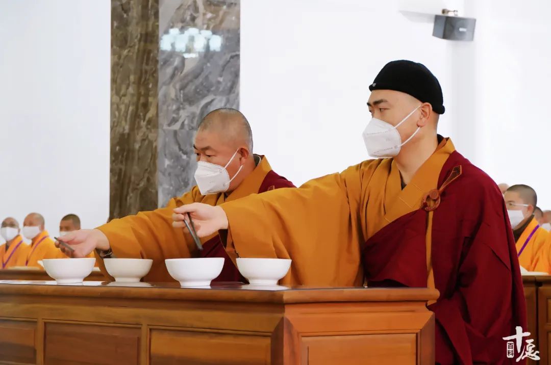 去寺院过门槛有什么讲究,去寺庙吃斋有什么讲究