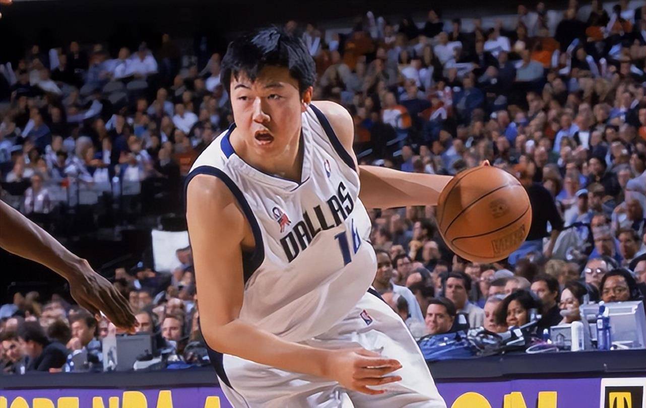 国内NBA球员的退役工资：巴特尔每年7.8万，姚明20.7万，周琦呢？