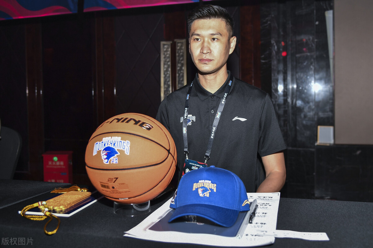 霍楠炮轰周琦完整版,霍楠炮轰徐静雨引群嘲