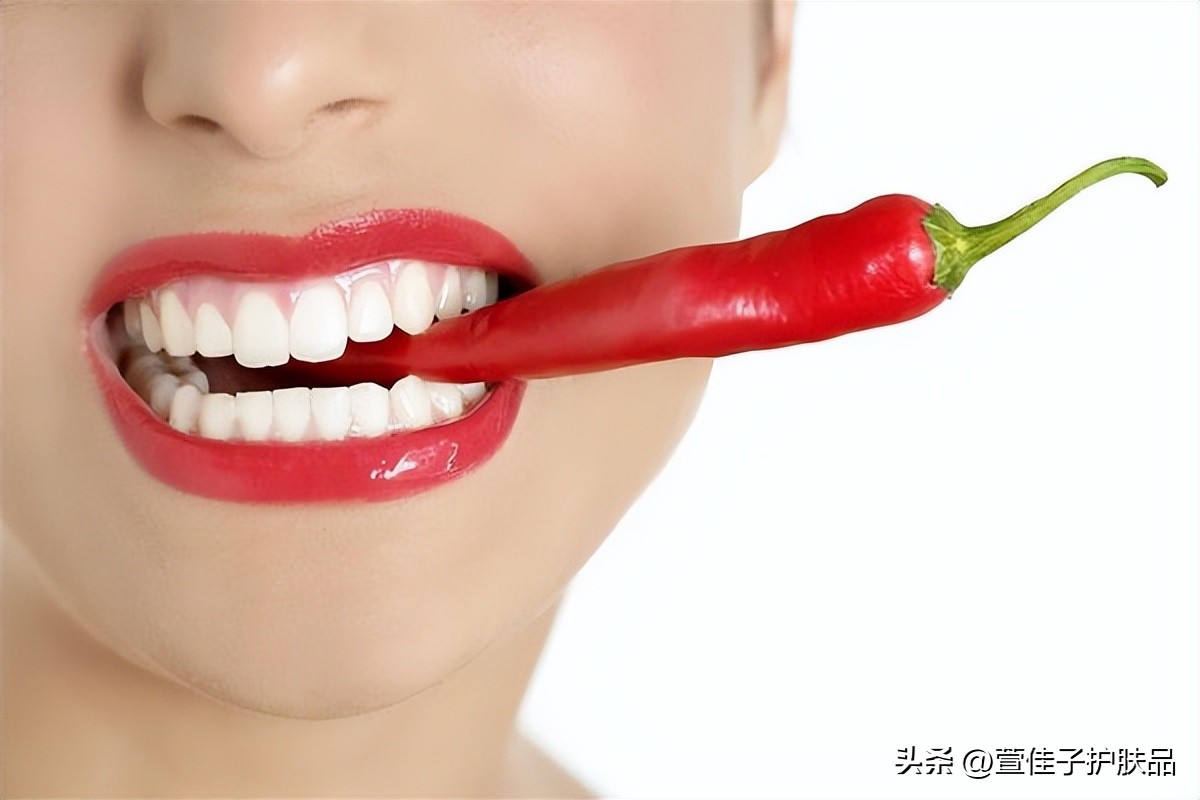 美容化妆小诀窍大全,化妆步骤第几步用散粉