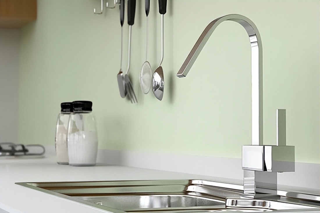 厨房漏水必须找楼上处理么,楼顶厨房位置漏水怎样找漏水点