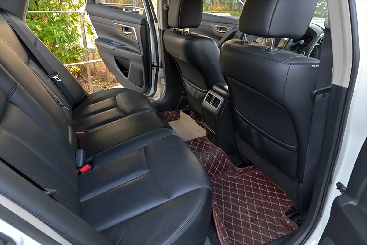 二手日产天籁7万元中山,全网价格最低二手日产天籁