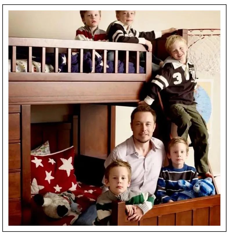 马斯克贴个征婚启事：“能陪我一起发疯就行！”