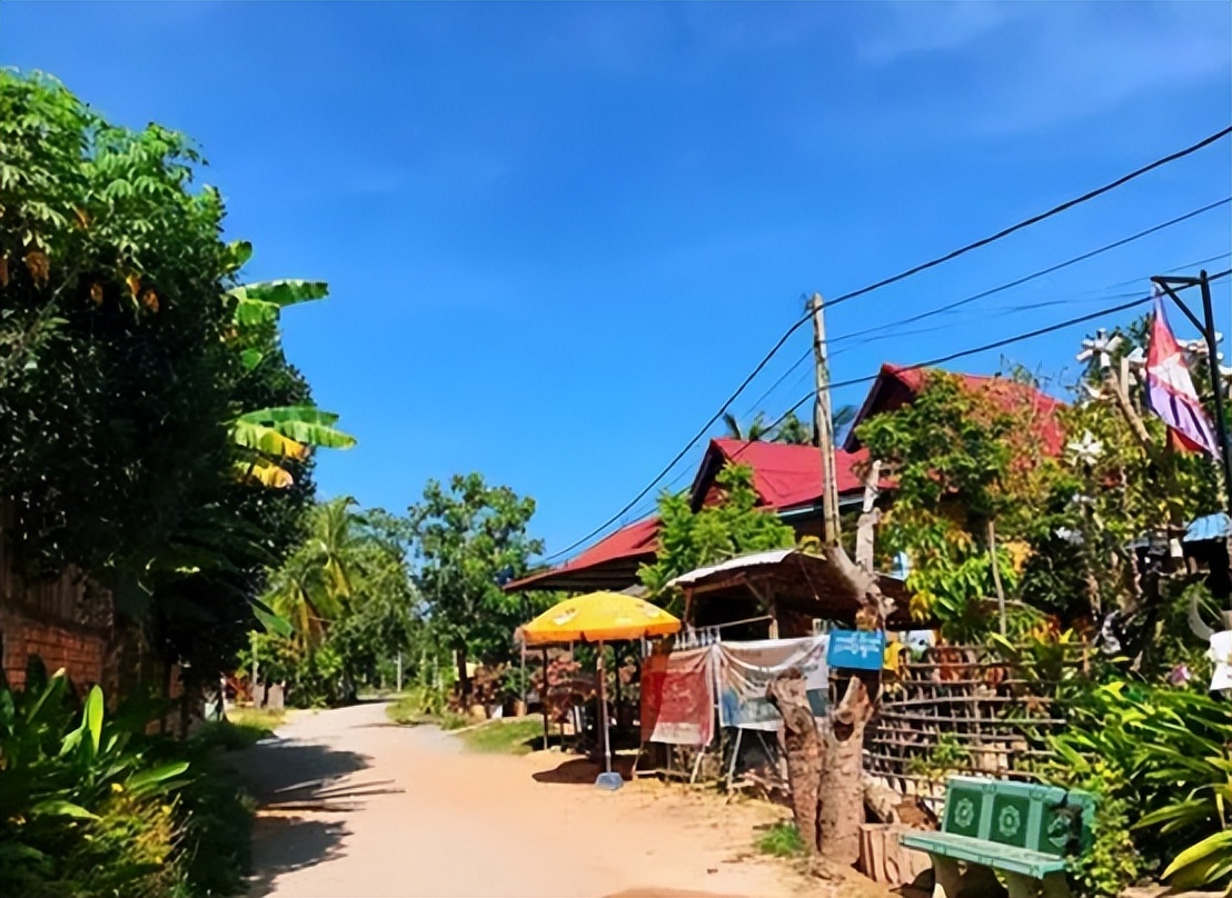 21年湖北男子花10万买洋媳妇，生下女儿上户口，警方：你被捕了