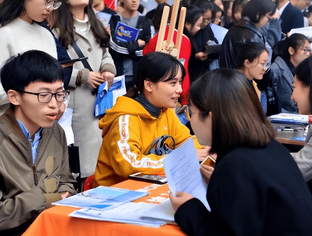 校招跟社招对公司的区别,社招和校招差距大吗