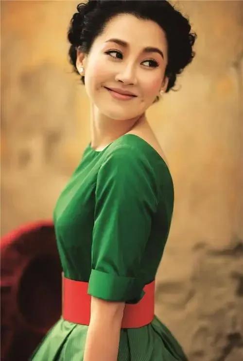 年轻时期的许晴,许晴生活视频