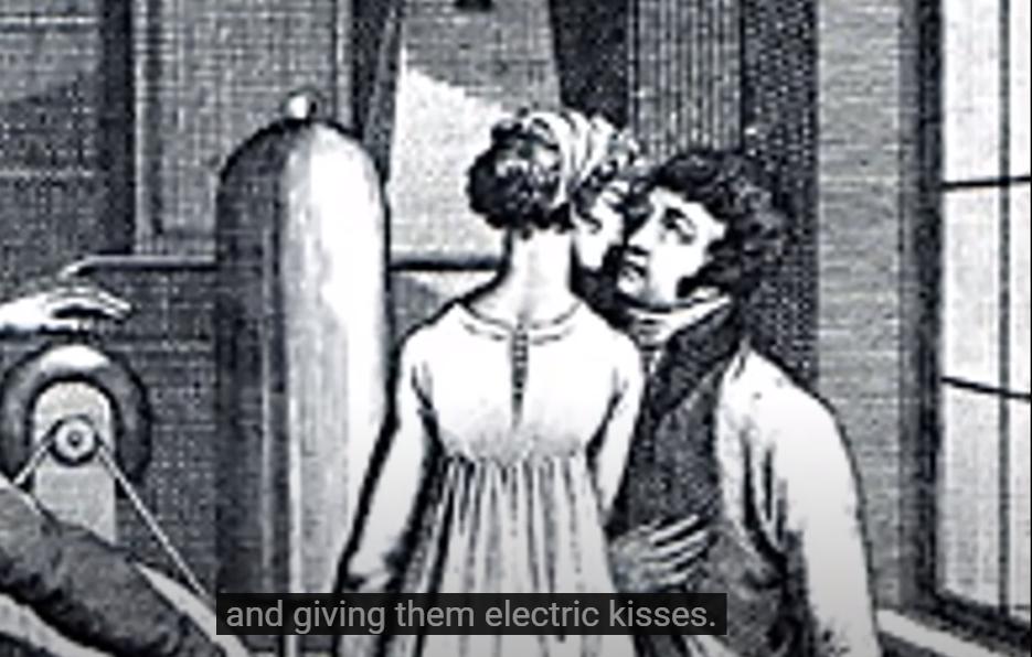 第一个发明电灯泡的是谁,爱迪生是第一个发明电灯泡的人吗