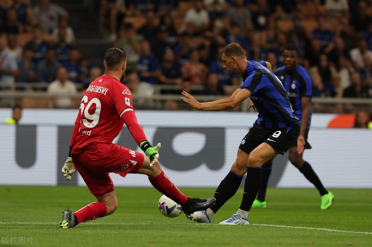 德甲弗莱堡主场战胜波鸿,德甲波鸿1-2弗赖堡