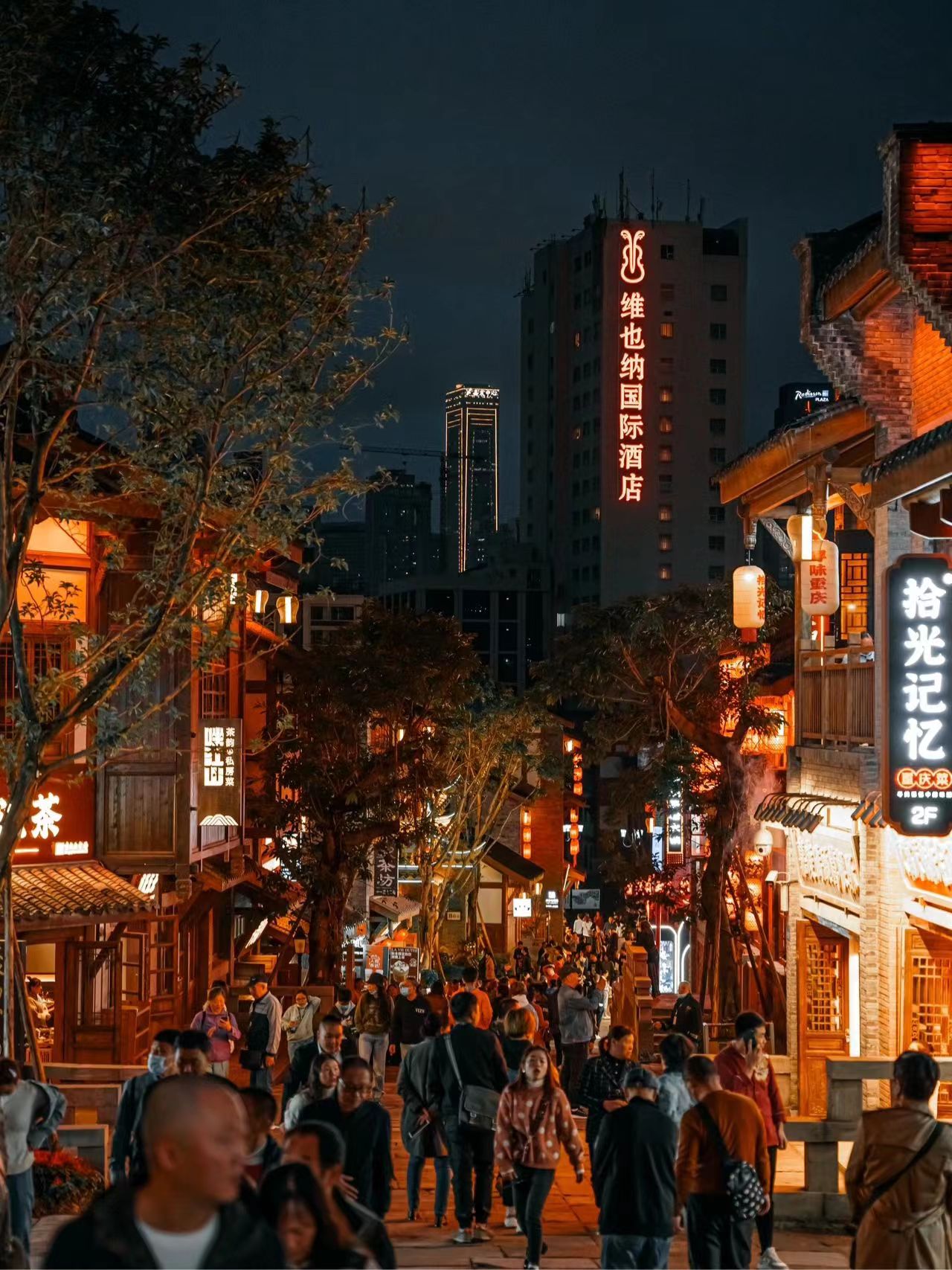 重庆十八梯是重庆游玩最后一站,重庆周边十八梯风景区介绍