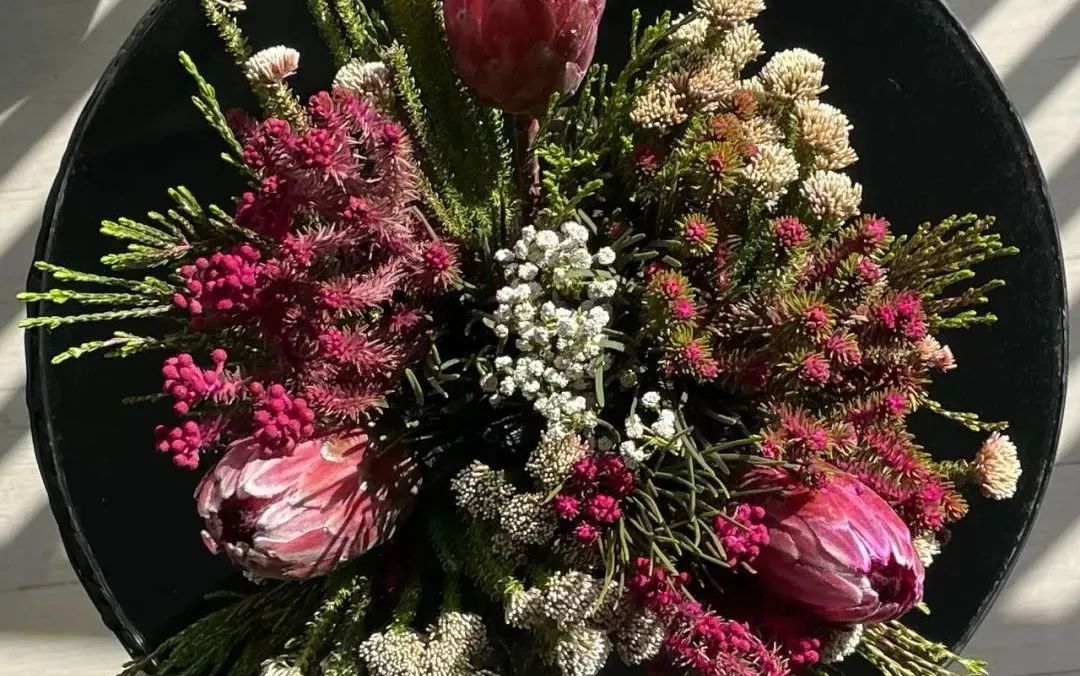 新手必看鲜花养护攻略,鲜花在水里能养几天会死