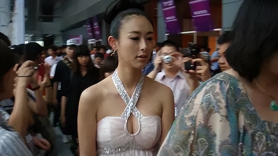 第一车模兽兽晒家庭生活,中国第一车模兽兽