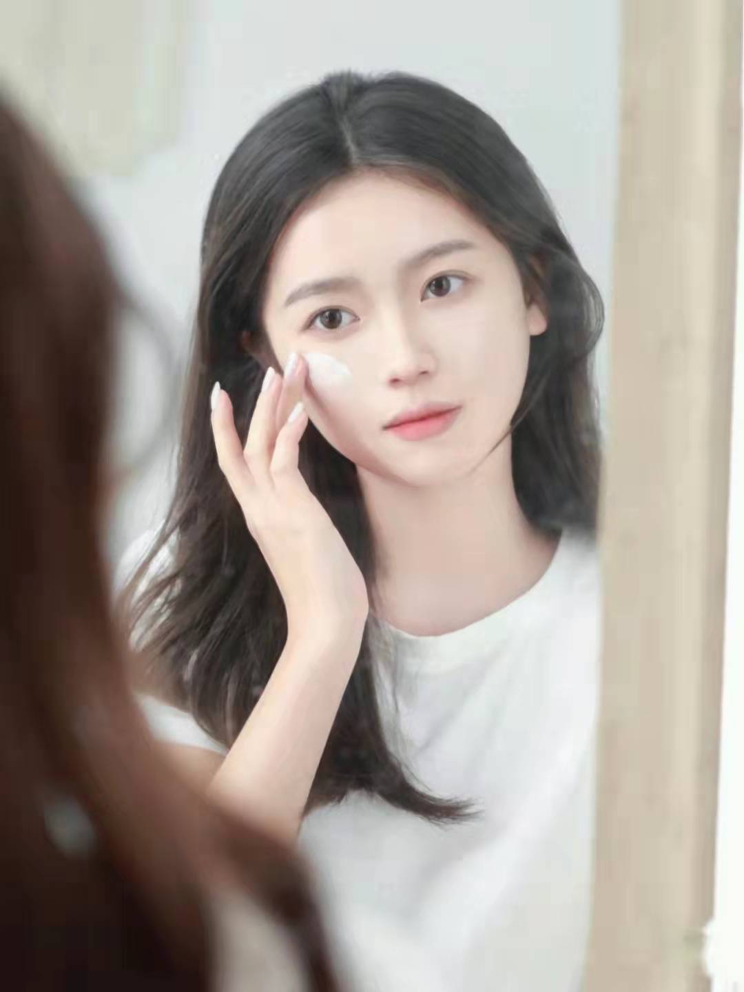 海蓝之谜面霜和赫莲娜黑绷带测评,海蓝之谜经典面霜跟乳霜哪个好用