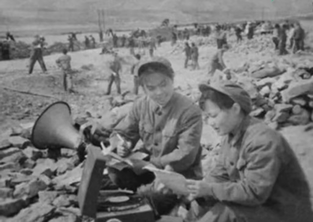 简论新时期军队基层文化工作,部队基层文化活动