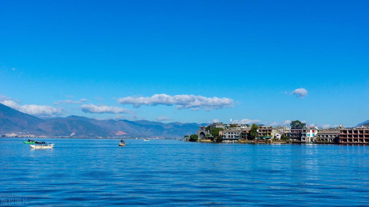 在云南旅游攻略详细路线推荐,在云南旅游攻略路线详细介绍