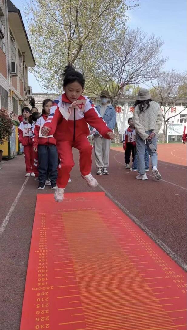 运动会特色方阵创意小学,趣味运动会风采