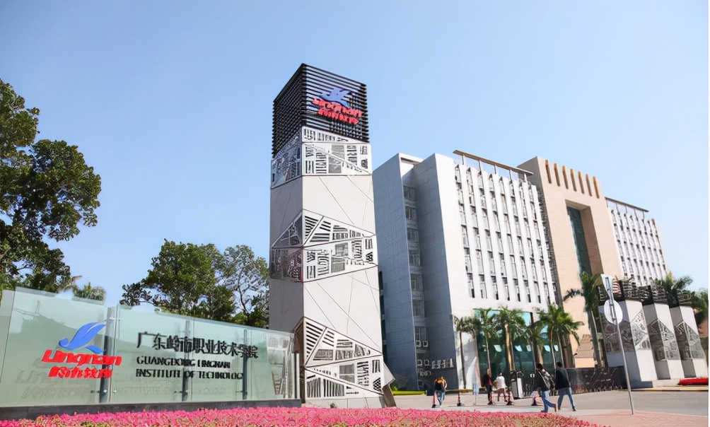 大学宿舍是四人间的宿舍有哪些,哪个大学宿舍四人间最好