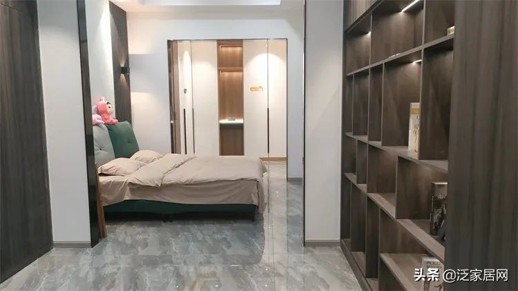 名商有约丨不具天时地利，经销商如何突破后疫情定制红海？