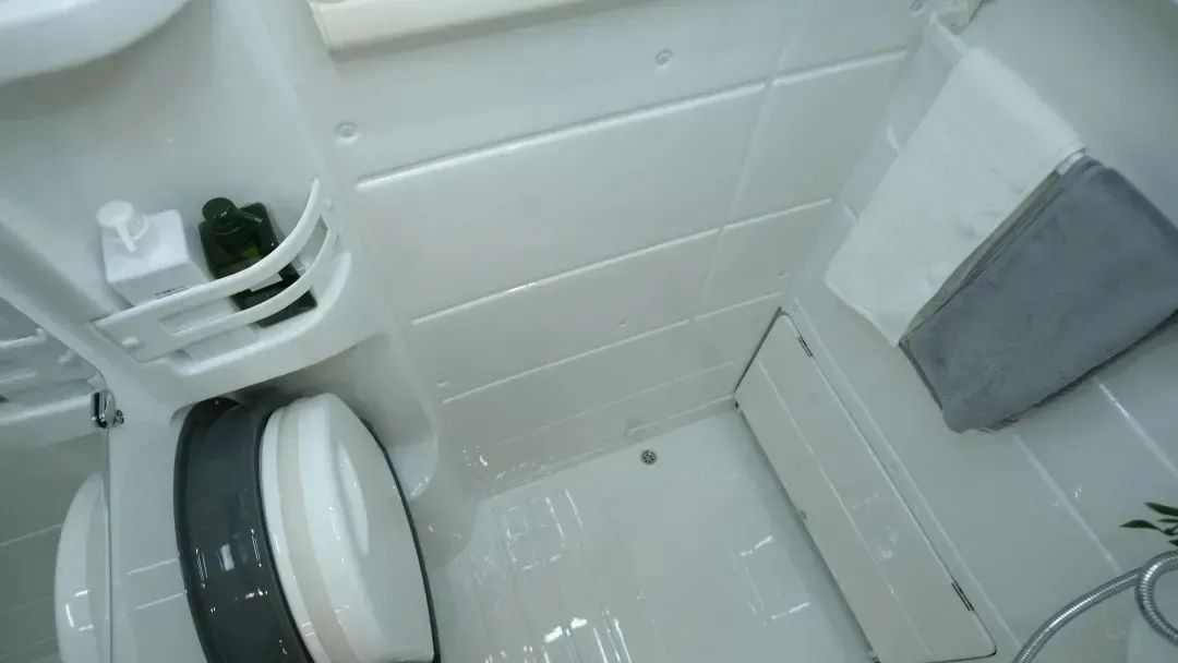 德兴大熊座房车旅行,全新德兴大熊座房车