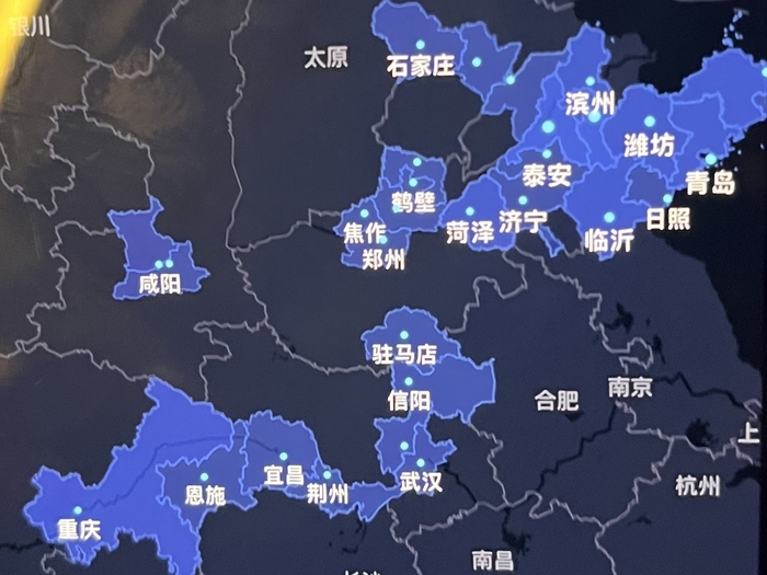 最强“后备厢”摊主！山东00后小伙开“咖啡车”漫游全国，到30个城市卖咖啡