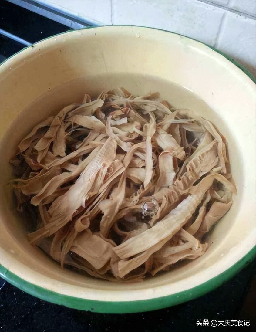 干笋烧之前需要泡吗,干笋是直接泡还是要先煮一下