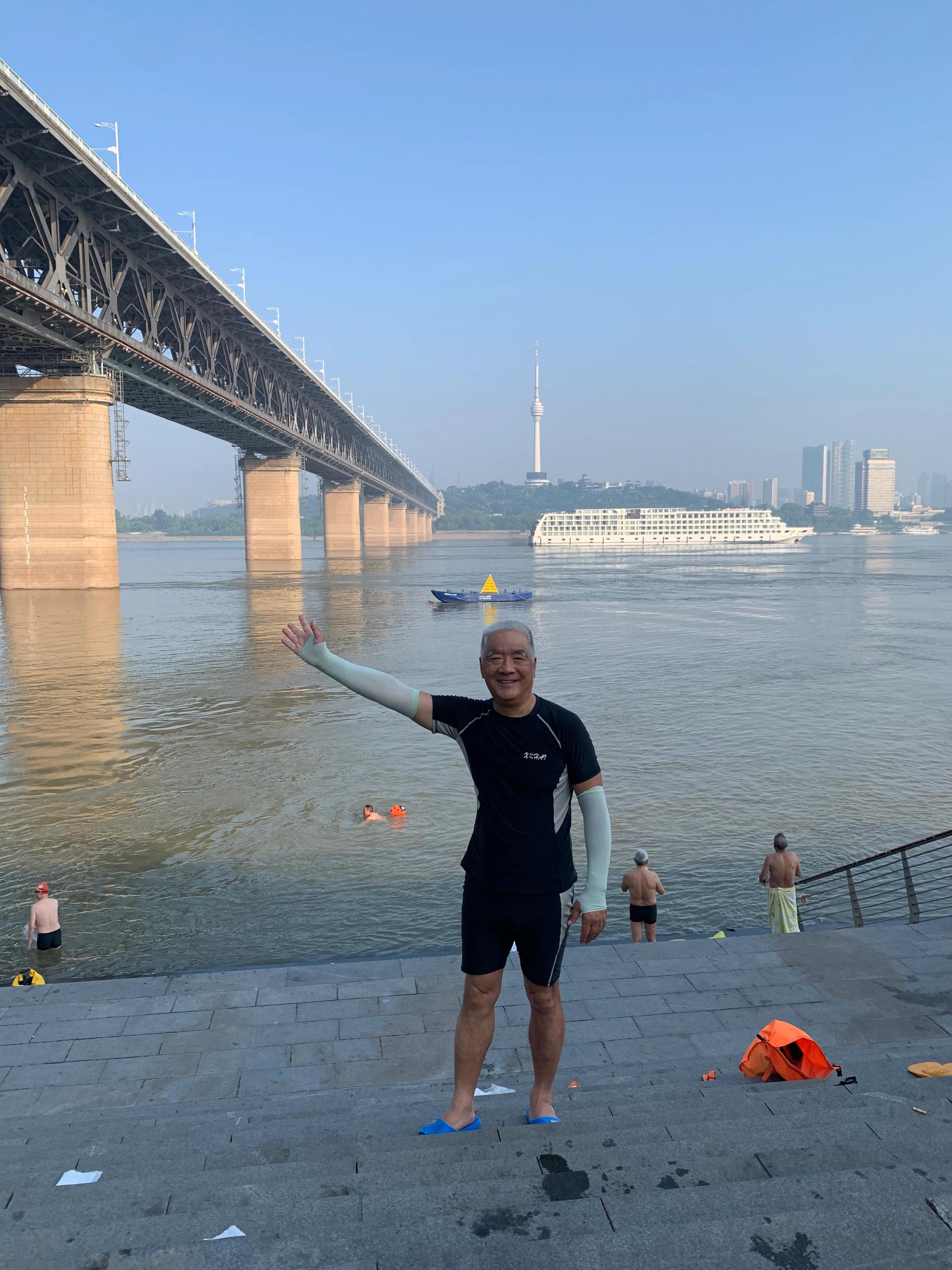 【游记54】《足球与游泳，群众体育应有的样子》