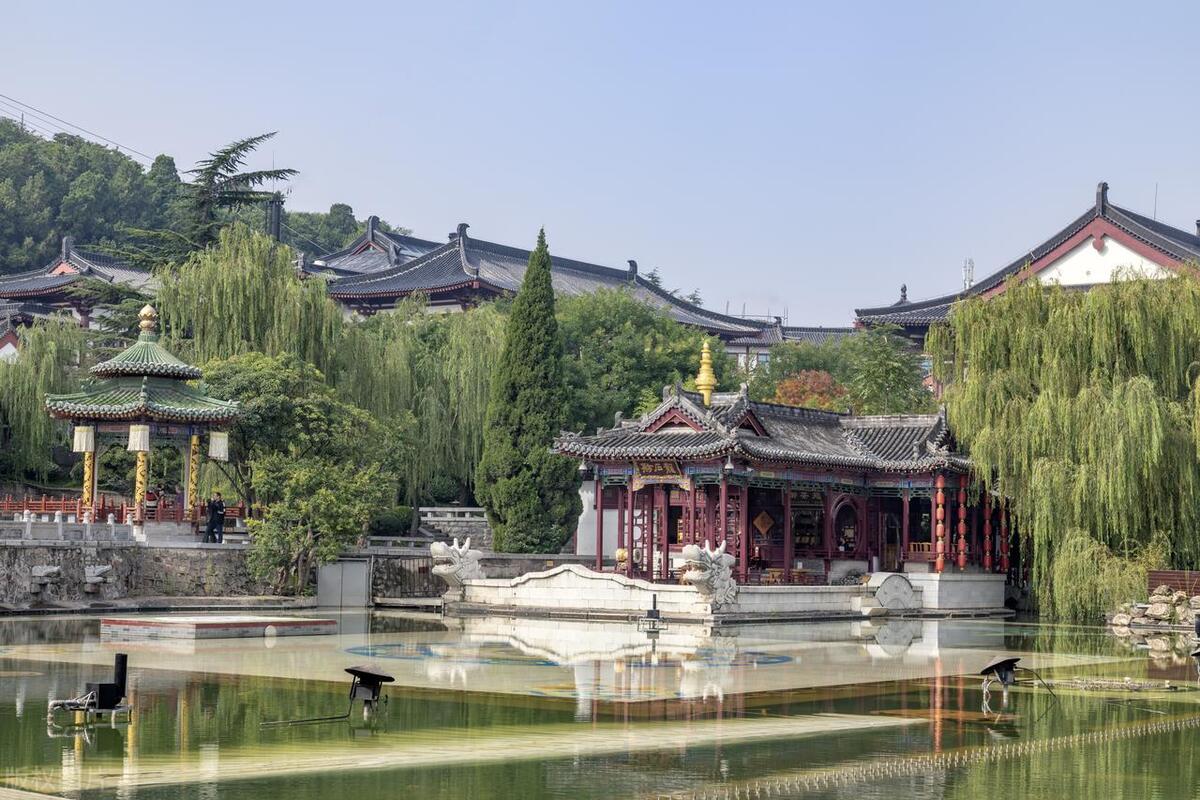 西安穿越秦岭到九寨沟,西安白鹿原影视城穿越大峡谷