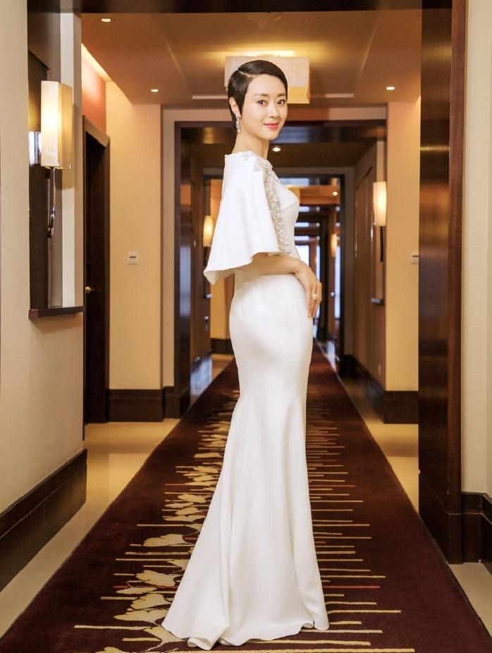 新年影后范志博,双料影后范志博