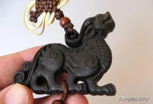 四川今年挖出乌木视频,四川梓潼挖出13米长千年乌木