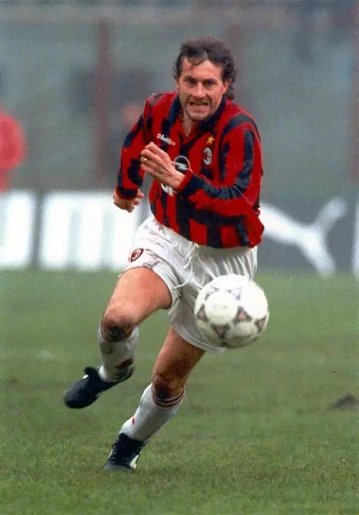 忆意甲,意甲03-04安科纳