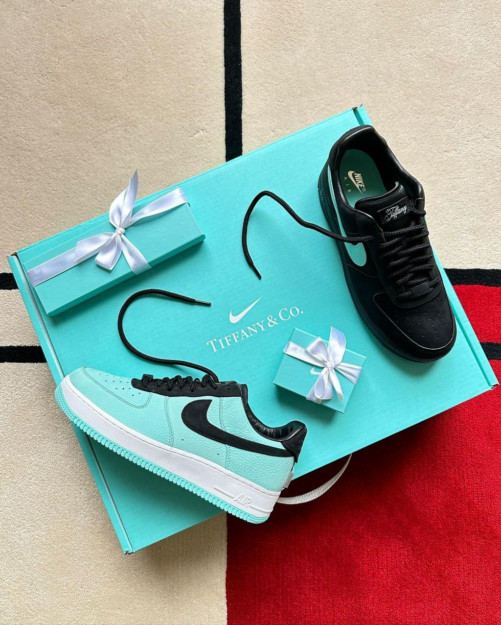 跟蒂芙尼联名的鞋子,蒂芙尼联名鞋子