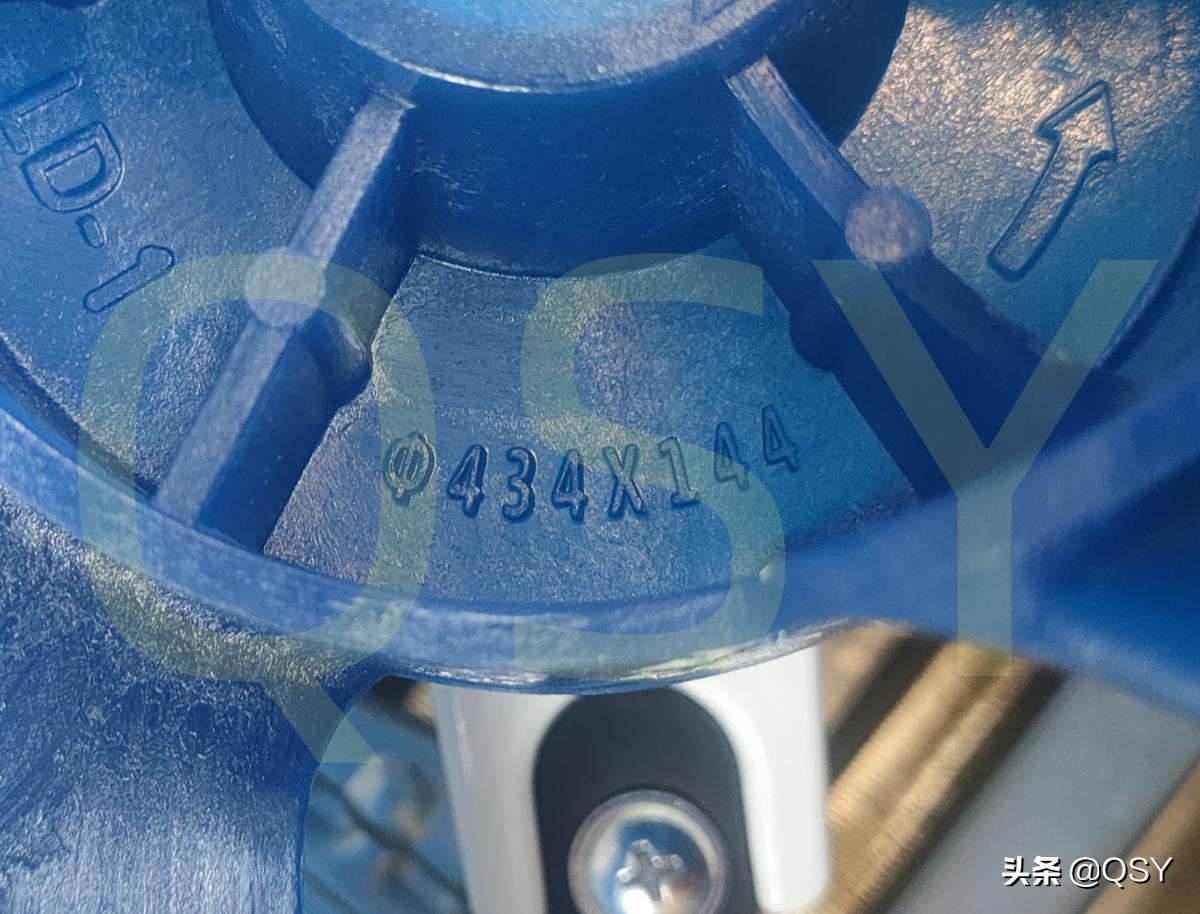 拆美的风酷空调,美的风尊空调怎么拆机