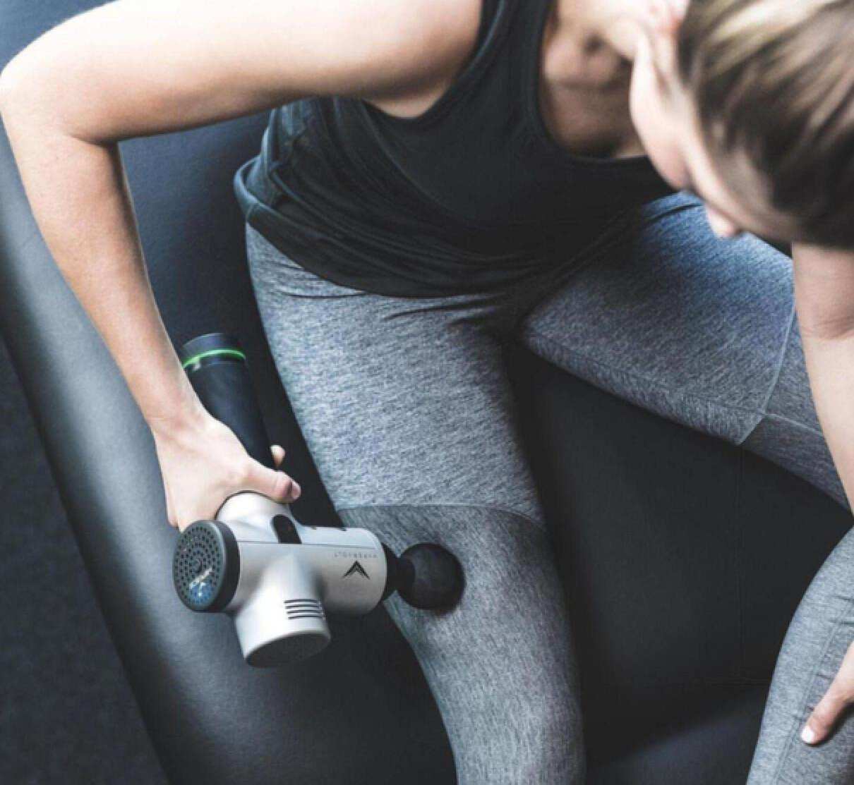 筋膜枪挑选指标,筋膜枪专业款和旗舰款哪个更好